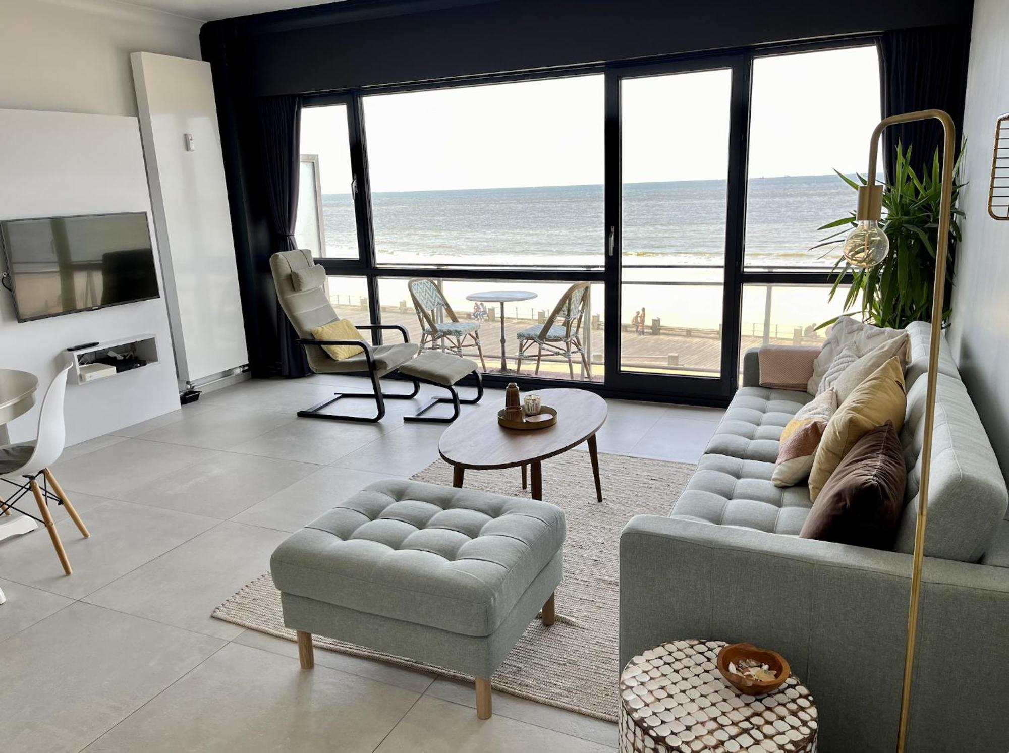 Panoramic Seaview Apartment With Free Private Garage オステンド エクステリア 写真